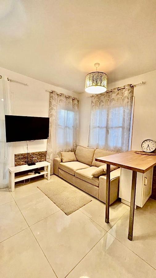 Cozy Two Bed Apartment. Costa Adeje  Kültér fotó