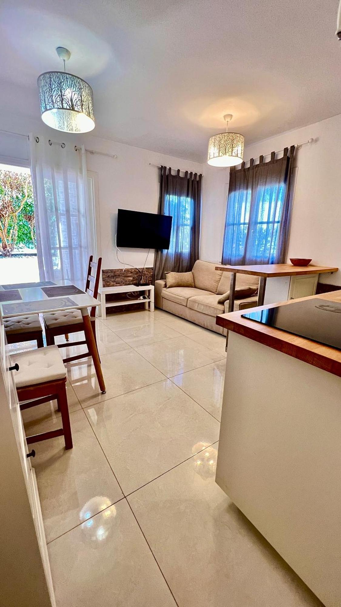 Cozy Two Bed Apartment. Costa Adeje  Kültér fotó